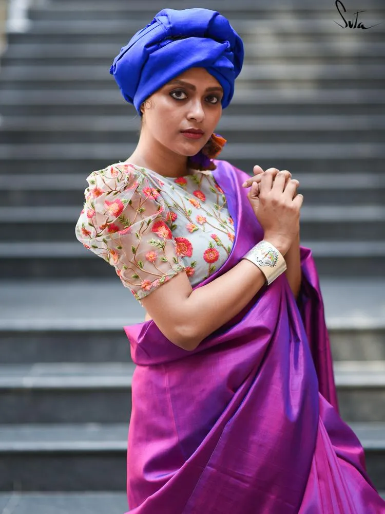 Shrubbery Blossoms (Blouse)