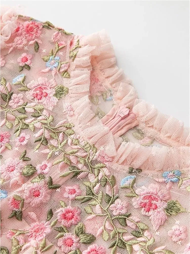Women's Floral Tulle Dress Hollow Out Embroidery High Waist A-Line Lace Party Dress Crew Neck Splice Detail